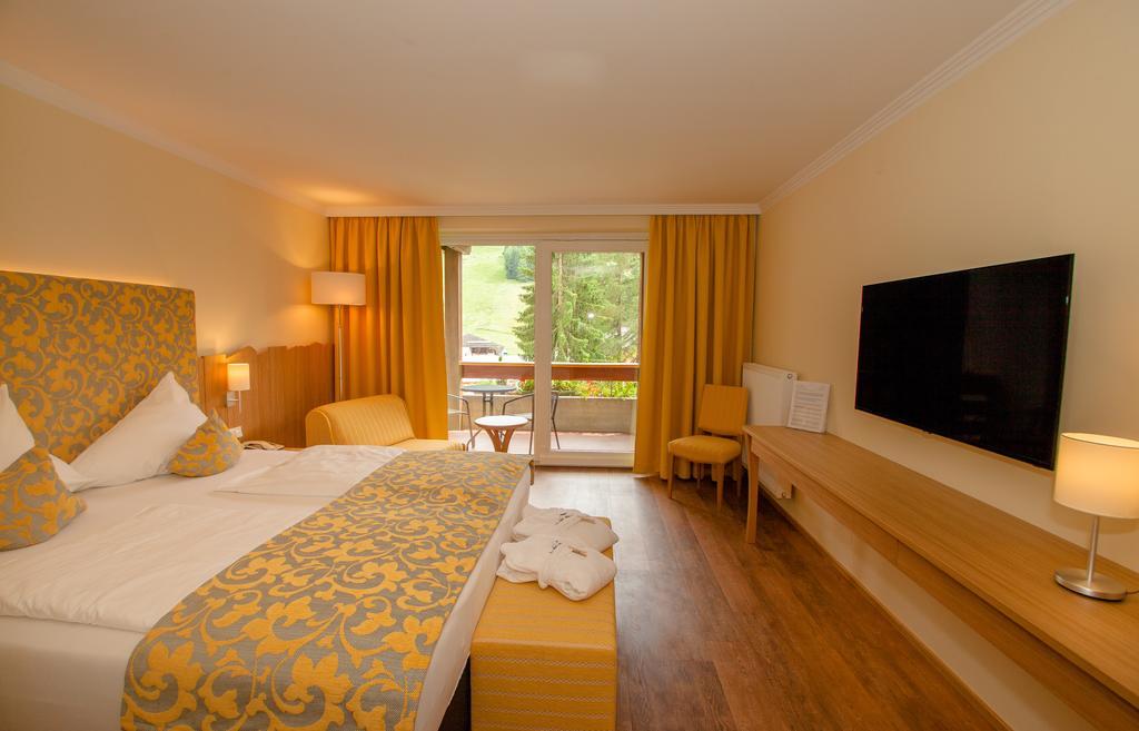 Evident Hotel Praegant 4 バド クラインキルヒハイム エクステリア 写真